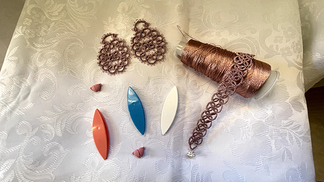 TATTING LACE