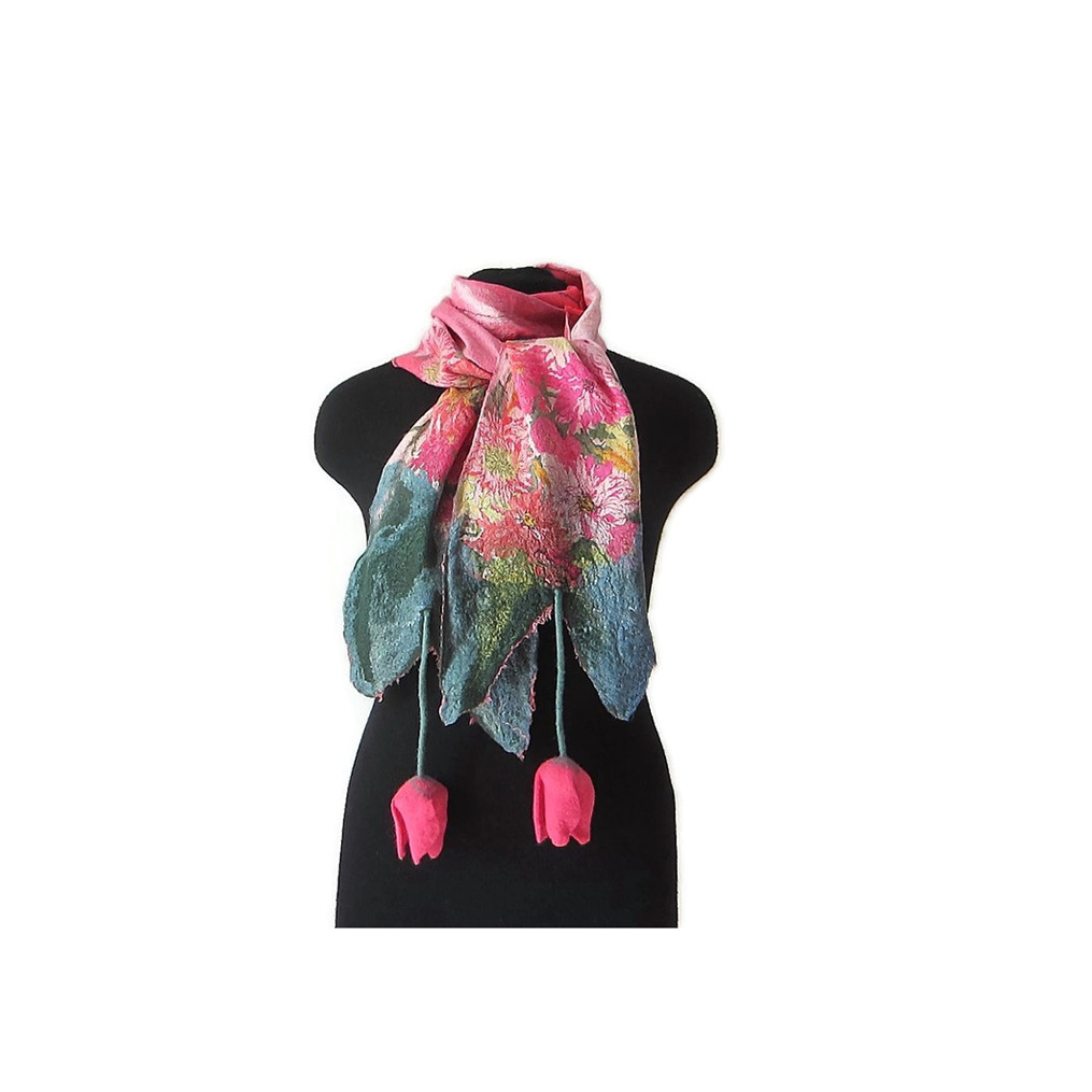 Scarf with Tulips