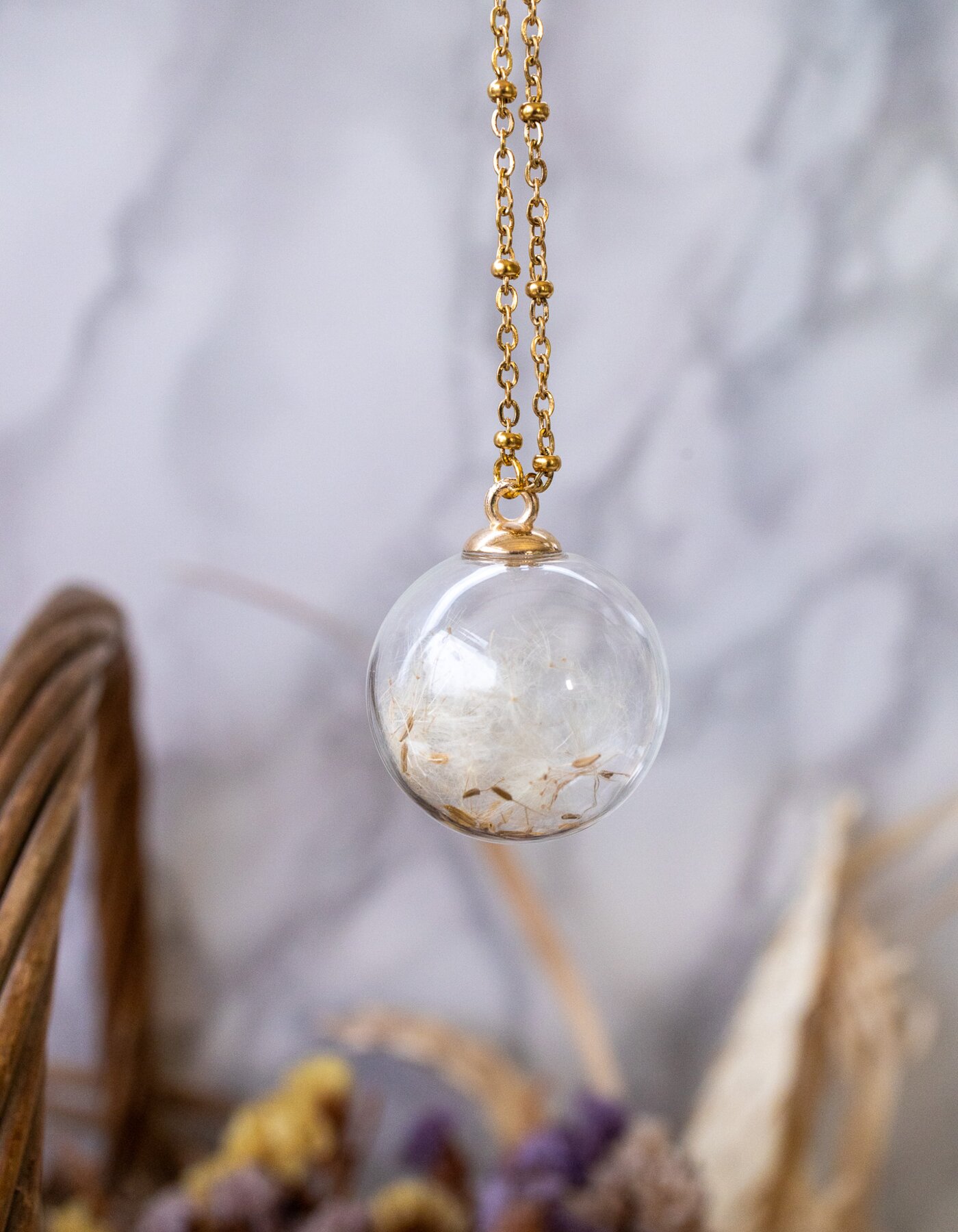 CREAZIONE COLLANA AMPOLLA CON FIORI VERI