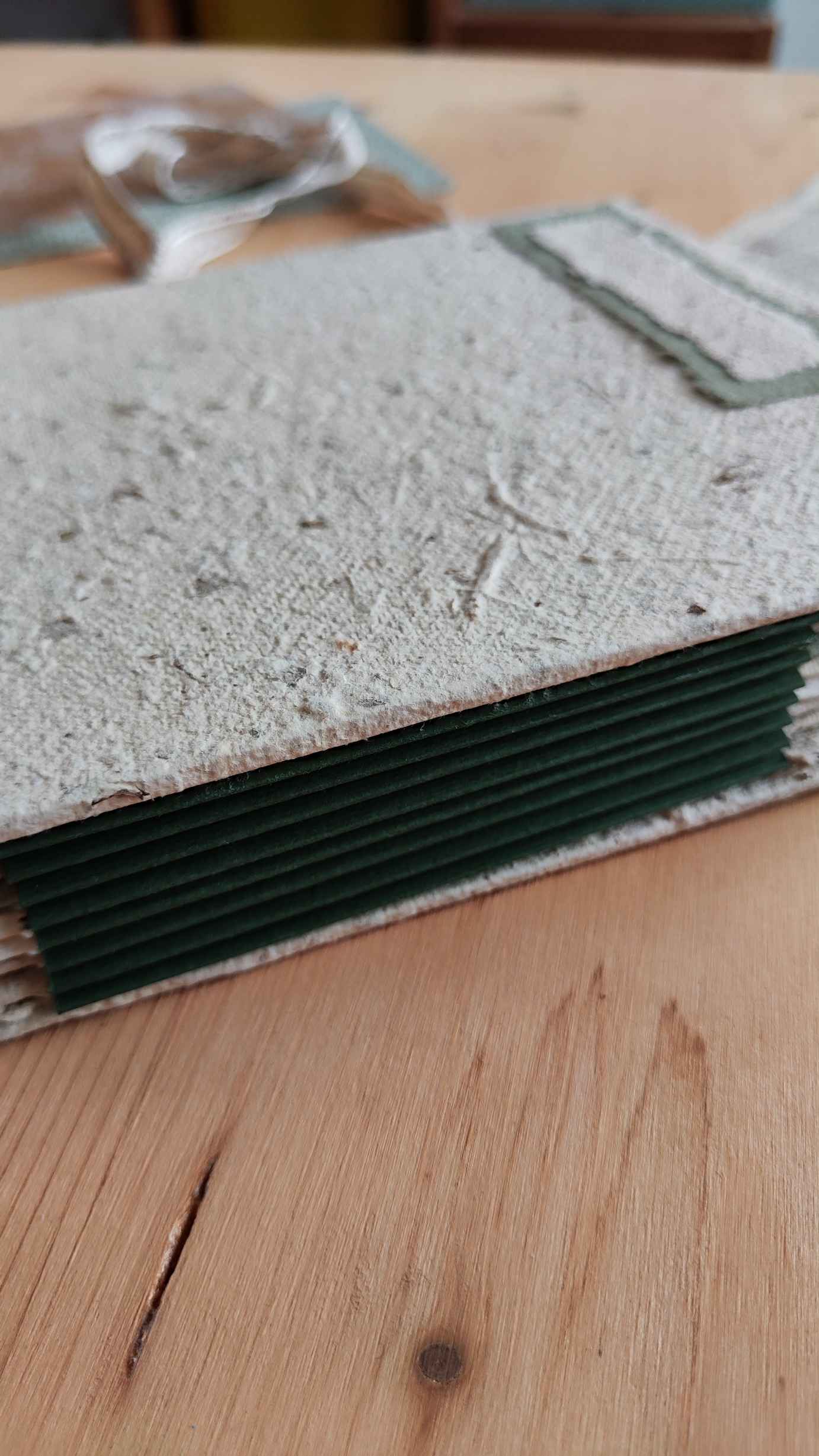 INCASTRI: laboratorio legatoria australiana