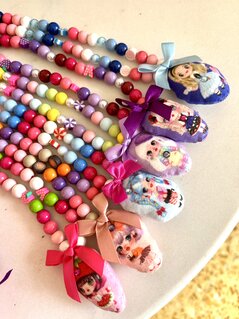 girls necklaces