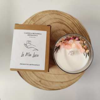 Botanical handcrafted candle