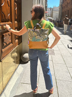 Medium Backpack