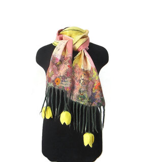 Sciarpa in Seta Nuno Feltro Fatta a Mano Lana Merino Disegno Floreale Frangia Tulipani Gialli Arte Artigianale