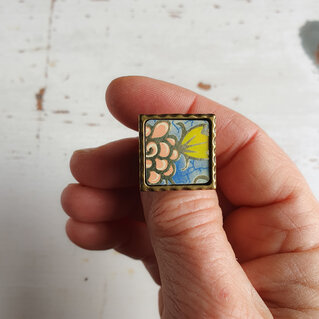 Anello fatto a mano.