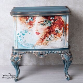 Furniture and Canvas Decoration